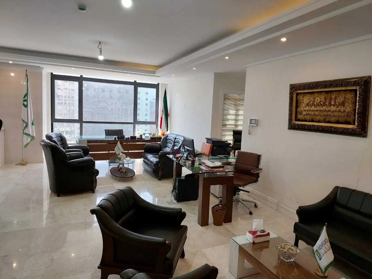  خرید آپارتمان موقعیت اداری  76 متری تک  اتاق در سعادت آباد 