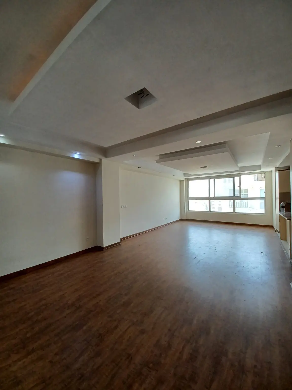  اجاره آپارتمان ۱۲۰ متری دو خواب در سعادت آباد کوی فراز