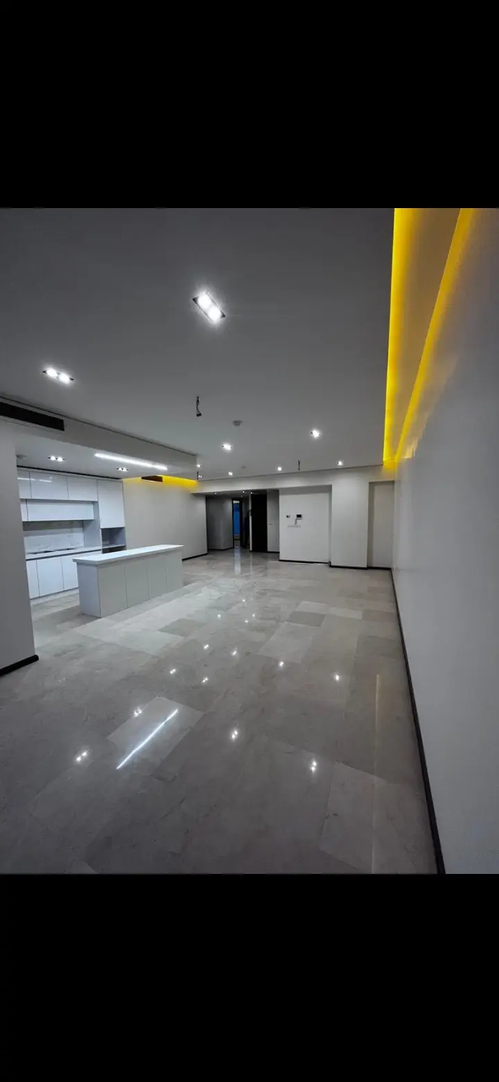 فروش آپارتمان ۱۵۰ متر ۳ خواب کلید نخورده در سعادت آباد