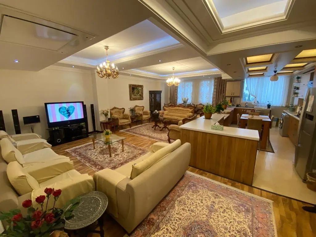 خرید آپارتمان ۱۴۵متری سه خواب در سعادت آباد
