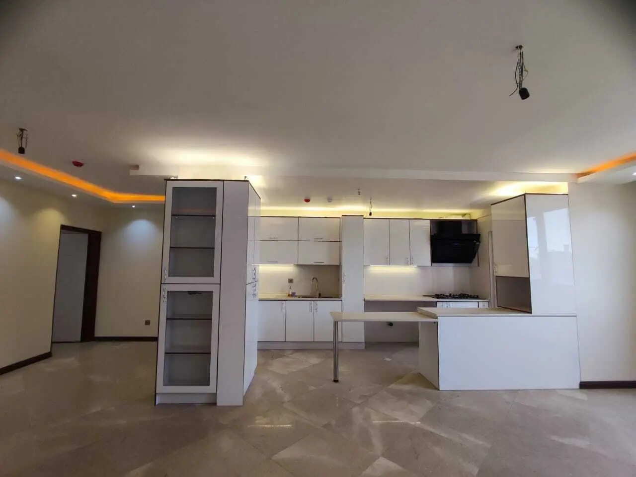  فروش آپارتمان ۱۰۸ متر 2 خواب در سعادت آباد 