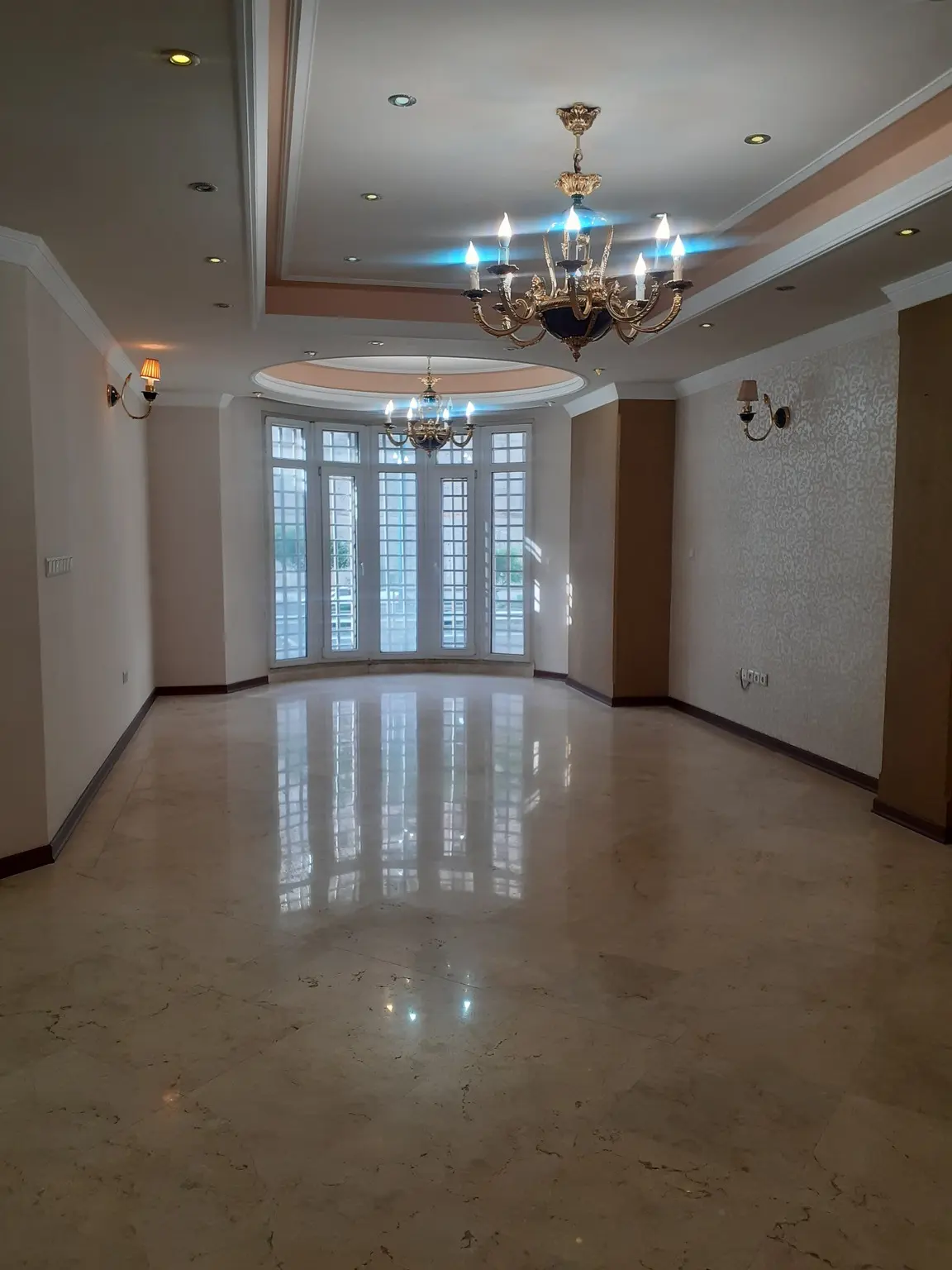  اجاره آپارتمان 120 متری دو خوابه در  سعادت آباد میدان کاج