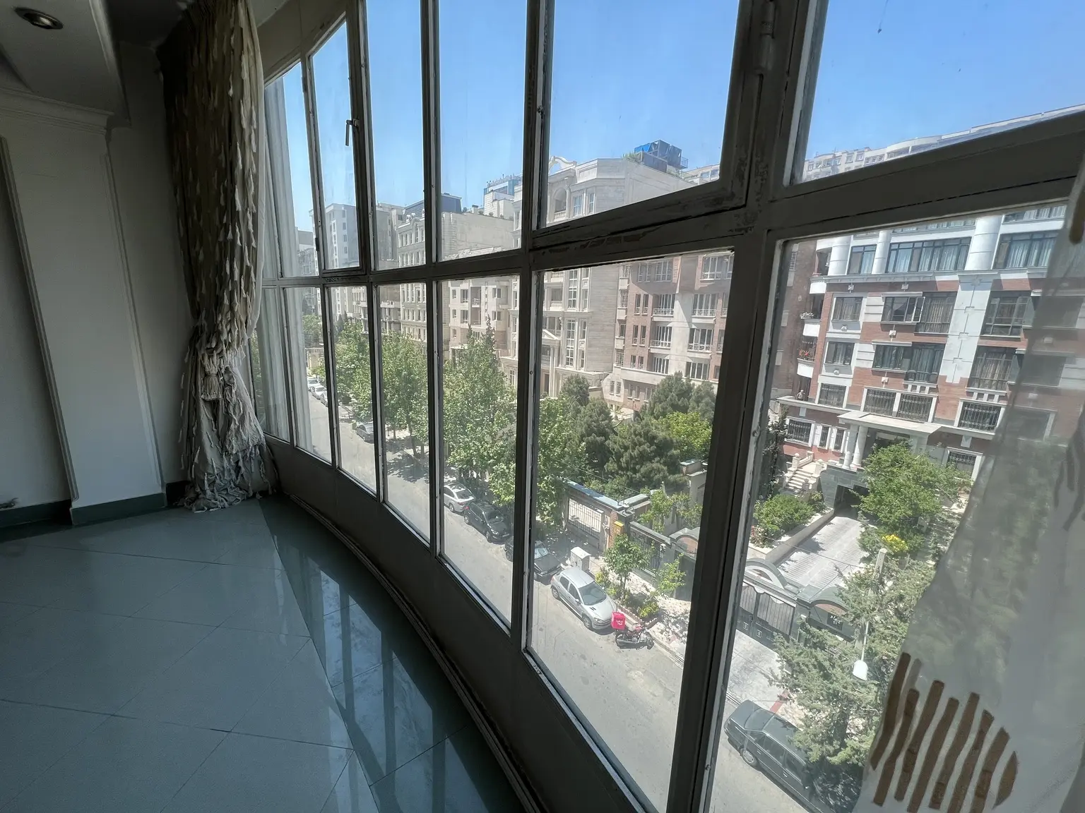 اجاره آپارتمان در سعادت آباد میدان کاج برج  142 متری  ۳ خوابه  